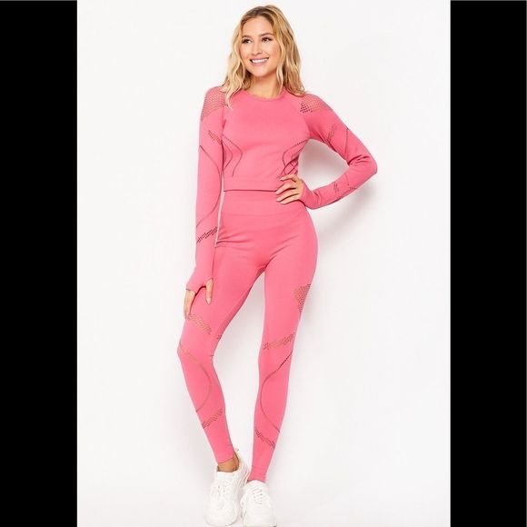 Seamless Macrame Laser Cut Longsleeve 2 Piece Sport Set - Picture 2 of 5